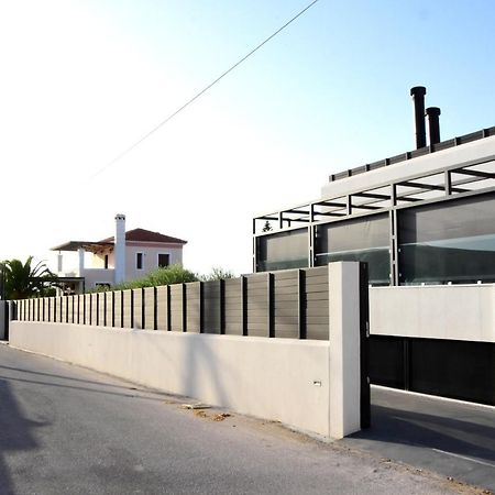 White And Black Aegina ภายนอก รูปภาพ