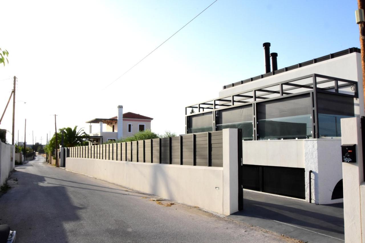 White And Black Aegina ภายนอก รูปภาพ